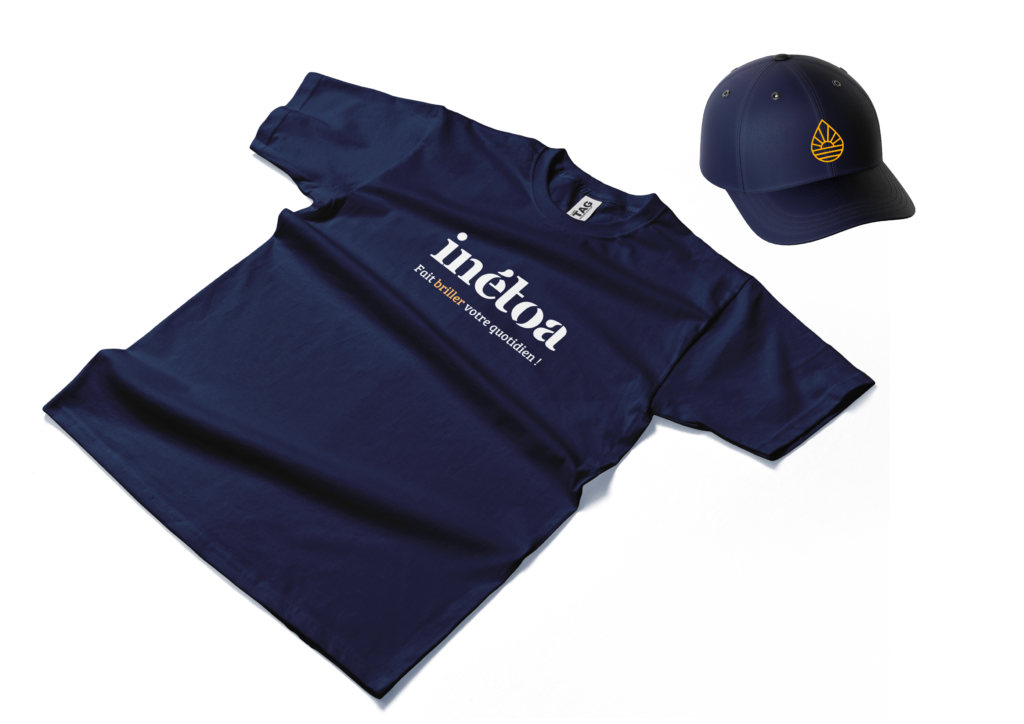 Tee-shirt Inétoa - Porté avec fierté par l'équipe, ce tee-shirt personnalisé par Crakéo représente l'engagement et le professionnalisme dans chaque intervention de nettoyage."